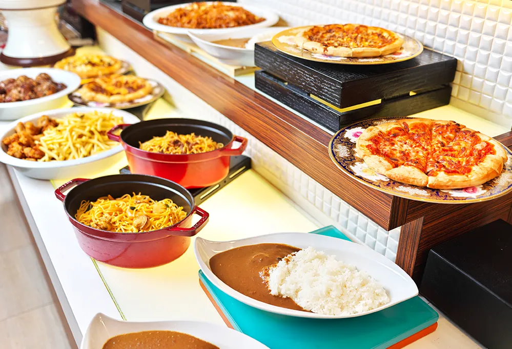 Curry, pizza, pasta