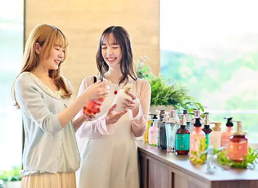 【ビュッフェプラン】お部屋で極上バスタイム◆選べるシャンプーや泡風呂など五大特典付◆約60種の和洋中ビュッフェ＜2食付＞