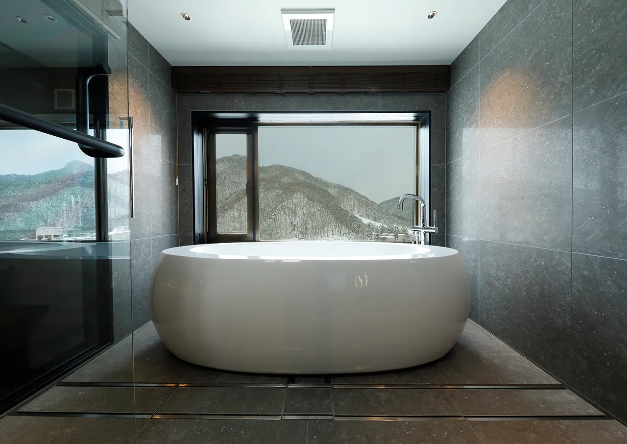 【ビューバス】ロイヤルスイート／100㎡